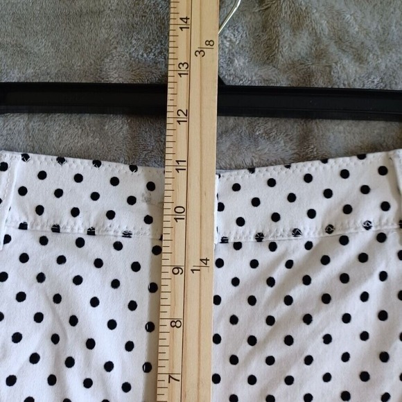 Chicos Sz 2 / 12 Ankle Pants Polka Dot Straight Leg White Black Casual‎ Classic - Picture 7 of 13